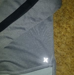 NWT WOMEN'S HURLEY SWEATSHIRT SMALL